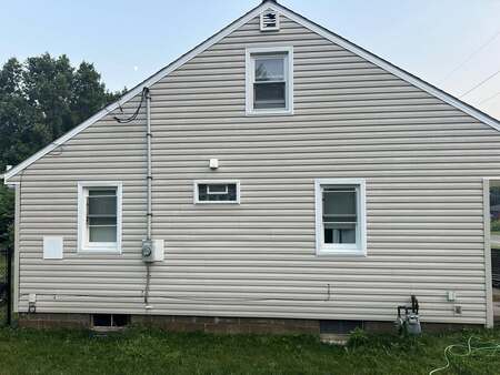 Why Summer Is the Best Time to Pressure Wash Your Home in Massillon, OH Thumbnail