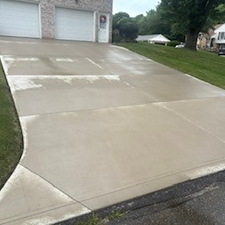 Concrete-Cleaning-Sealing-Massillon-Ohio 3